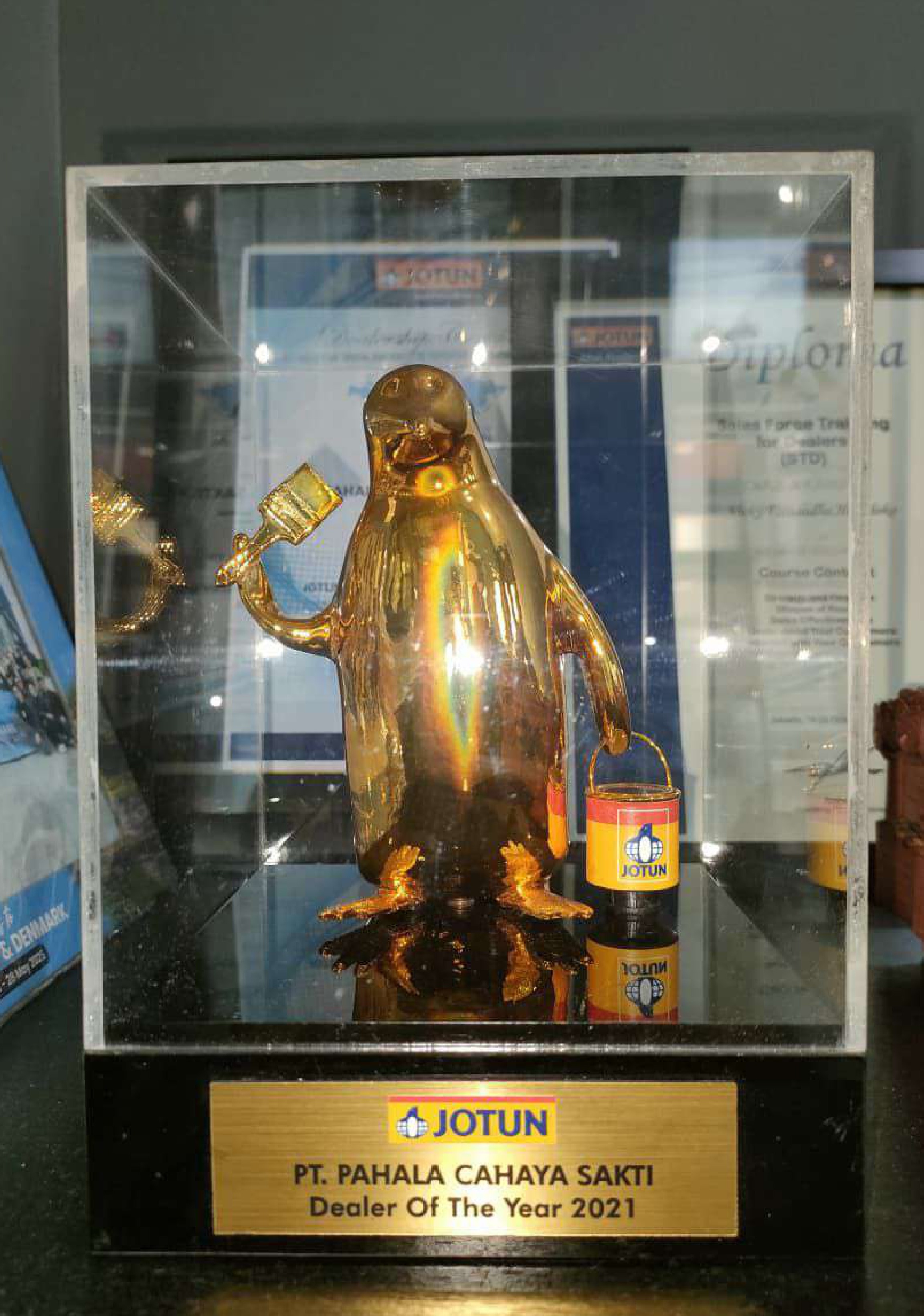 Gold Penguin Trophy 2021